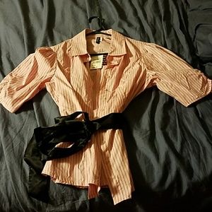 🌈Pink pinstriped button down with sash belt